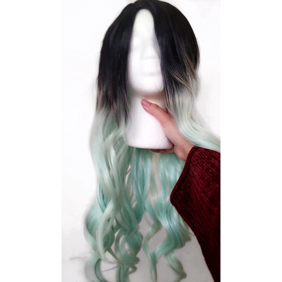 Accessories - ✨Long Mint Ombré Wig✨